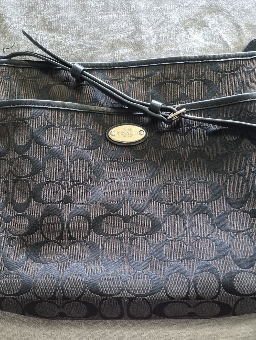 Coach - Black Crossbody Bag - Gently Used